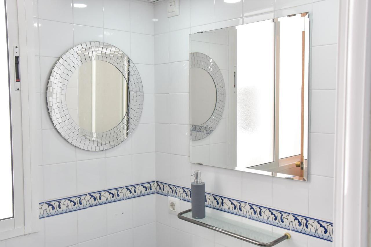 Alohamundi Pureza II Apartment Seville Ngoại thất bức ảnh