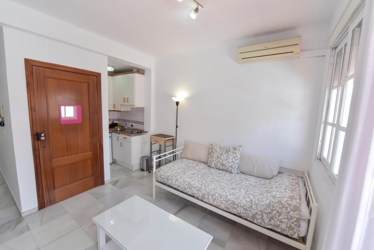 Alohamundi Pureza II Apartment Seville Ngoại thất bức ảnh